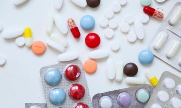 股票配资炒股公司 前列腺增生是啥病，该如何治疗？医生讲清楚